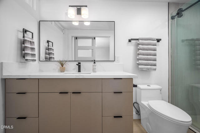 Detail Gallery Image 30 of 46 For 242 Redfield Ave Ave, Thousand Oaks,  CA 91320 - 4 Beds | 2/1 Baths