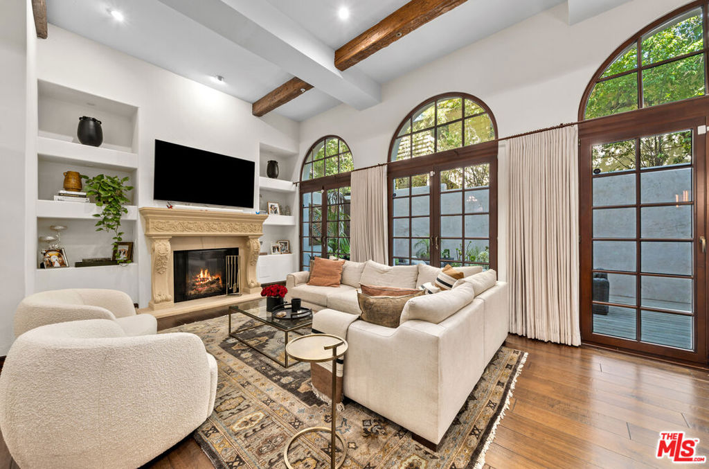 11937 W Sunset Boulevard #3