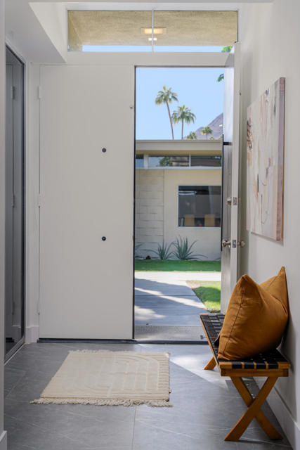 314 Desert Lakes Drive, Palm Springs CA: https://media.crmls.org/mediaz/cb83a5c5-9502-4d47-bf94-5037303e8687.jpg