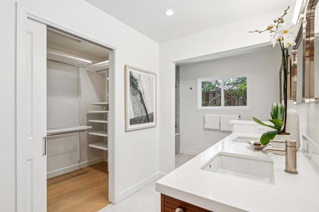 822 Mesa Court, Palo Alto CA: https://media.crmls.org/mediaz/cb83d495-b231-45a1-abe5-fdc7b62d65e5.jpg