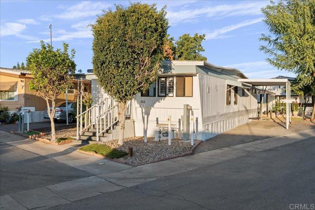 Detail Gallery Image 3 of 29 For 1174 E Main St #103,  El Cajon,  CA 92021 - 2 Beds | 1 Baths