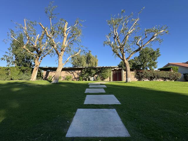 42510 Glass Drive, Bermuda Dunes CA: https://media.crmls.org/mediaz/cb846311-09c4-4d67-be28-06d7009e2143.jpg