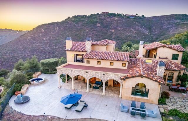 18113 El Brazo, Rancho Santa Fe CA: https://media.crmls.org/mediaz/cb84bc70-a6f9-45d6-a230-050b6ae52797.jpg