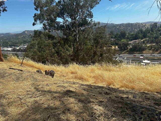 194 Hillcroft Way, Walnut Creek CA: https://media.crmls.org/mediaz/cb87854f-d1e8-4ed0-97e5-eef100a35061.jpg