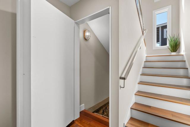 2974 E Cliff Drive, Santa Cruz CA: https://media.crmls.org/mediaz/cb8873be-34a8-420a-bb1d-426f4ff857f8.jpg