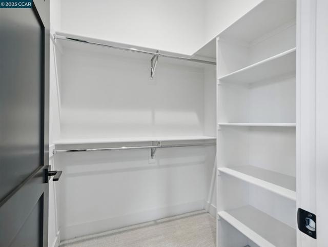 180 Castle Hill Ranch, Walnut Creek CA: https://media.crmls.org/mediaz/cb888430-aa33-4fd5-9c15-287cabef4cef.jpg