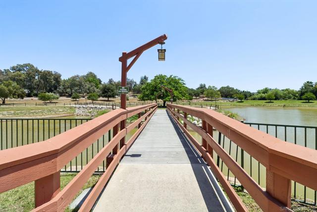 28890 Lilac Rd, Valley Center CA: https://media.crmls.org/mediaz/cb89b806-1d38-4939-be5a-32e092a34f95.jpg