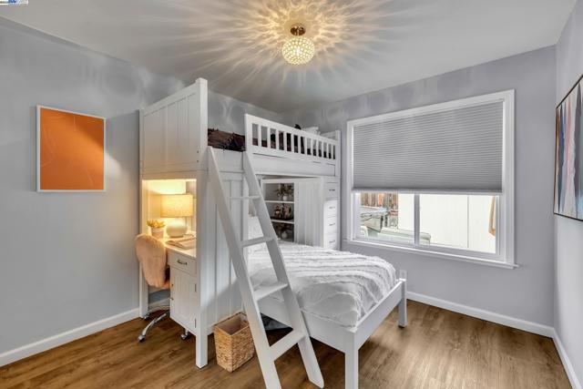 786 Bonita Ave, Pleasanton CA: https://media.crmls.org/mediaz/cb89c57f-1563-4d6a-90ca-0e4a8921a814.jpg