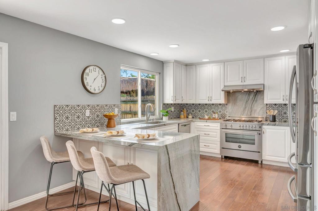 MLS #250031778SD img 10