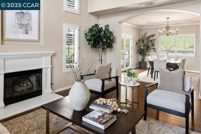 825 Bertram St, Walnut Creek CA: https://media.crmls.org/mediaz/cb8beca4-ebf2-4f80-b794-1ab00db3b947.jpg