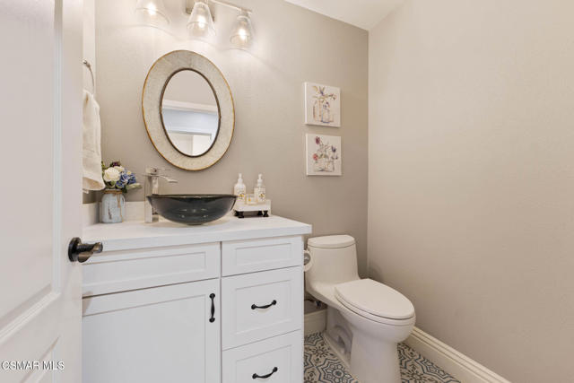 4126 Sterlingview Drive, Moorpark CA: https://media.crmls.org/mediaz/cb8d03c5-5e19-4152-8142-c645c6d40acb.jpg