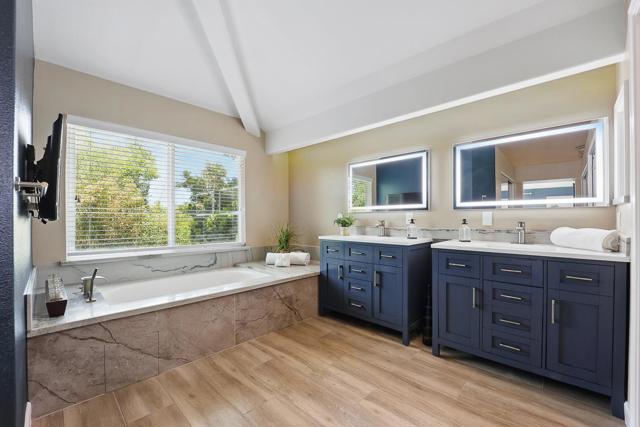 3239 Pinot Blanc Way, San Jose CA: https://media.crmls.org/mediaz/cb8da4e9-2afb-4e99-bb81-2edbb7056d58.jpg