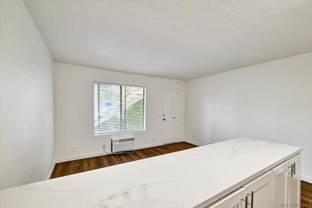 MLS #250039354SD image #14