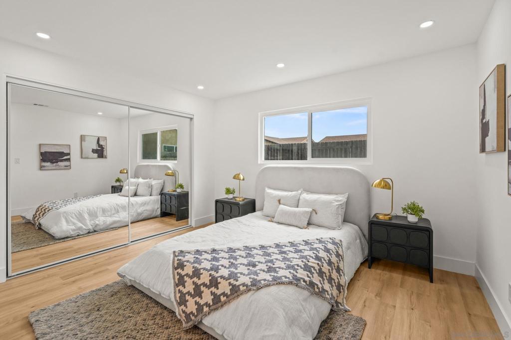 MLS #250045026SD image #12