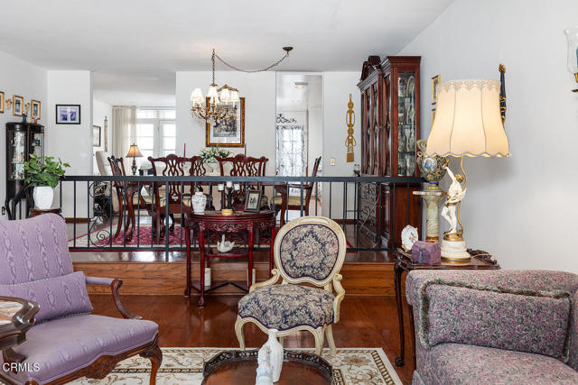 848 S ORANGE GROVE Boulevard, Pasadena CA: https://media.crmls.org/mediaz/cb8f8506-5abb-4a5f-84fc-b3cd61881c98.jpg