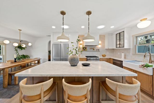 4725 Adams Ave, San Diego CA: https://media.crmls.org/mediaz/cb901ab9-c6f3-4ecc-8884-7e0d132e4e1a.jpg