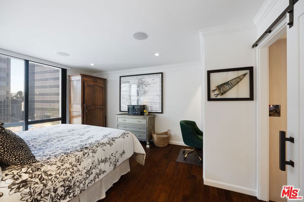 MLS #25608433 image #16