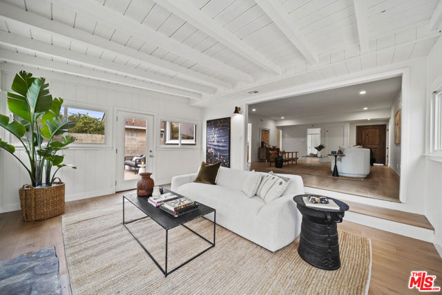 10026 Mclennan Avenue photo 5