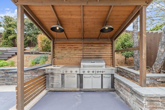 1619 Corte Verano, Oceanside CA: https://media.crmls.org/mediaz/cb939453-7e46-4a10-9300-1faa822c263f.jpg