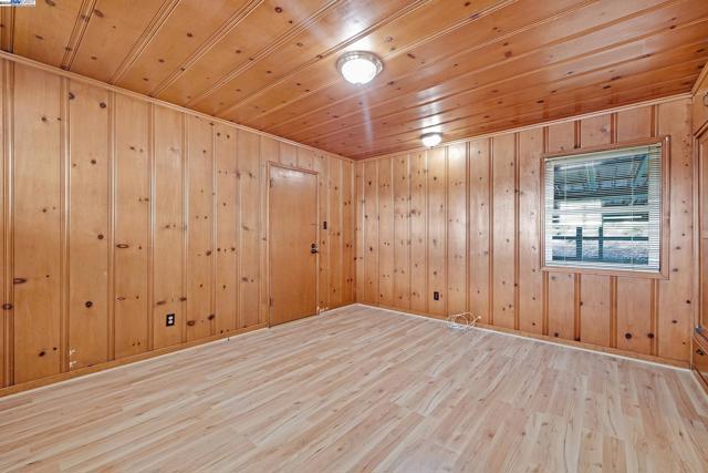 Image 43 of 59 For 4135 Vasco Rd