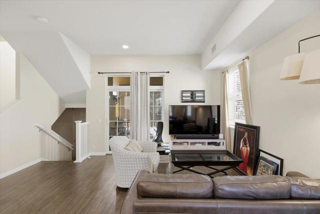 201 San Antonio Place, San Jose CA: https://media.crmls.org/mediaz/cb94fef6-8bc0-44ce-9e8a-eb42818e6451.jpg