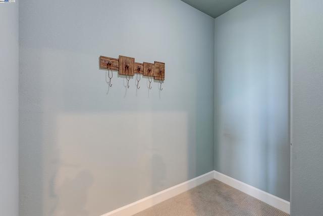 3956 JORDAN RANCH DR, Dublin CA: https://media.crmls.org/mediaz/cb9521a8-6005-4264-8800-290735125293.jpg
