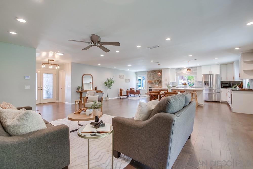 MLS #250035430SD image #12