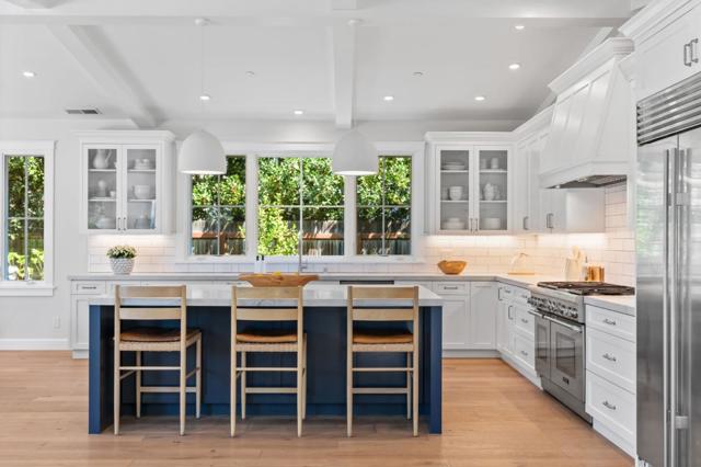 378 Felton Drive, Menlo Park CA: https://media.crmls.org/mediaz/cb954ce6-d29b-494c-9af2-84de8c238619.jpg