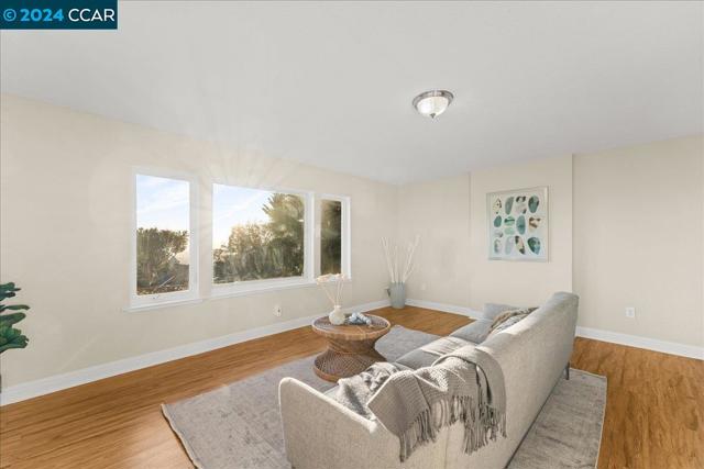 Image 47 of 60 For 900 Spruce Street