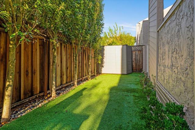 2127 Penasquitas Drive, Aptos CA: https://media.crmls.org/mediaz/cb960ac8-463e-4cd1-a128-c584014f47a8.jpg