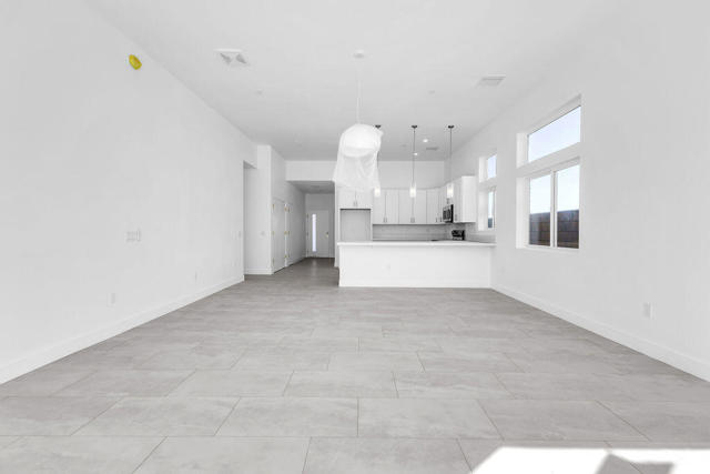 66778 Casa Grande Drive, Desert Hot Springs CA: https://media.crmls.org/mediaz/cb9620b1-2888-4afb-a6ee-14aee765f581.jpg