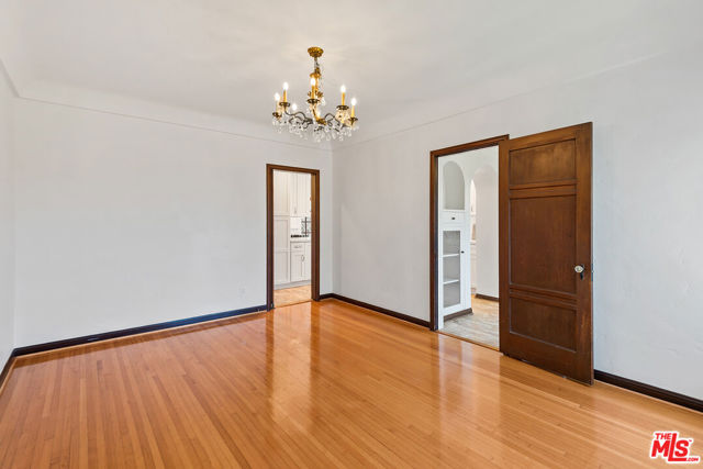 10733 Wellworth Avenue, Los Angeles CA: https://media.crmls.org/mediaz/cb971049-01b6-47d4-912e-54f4bb70ab5d.jpg