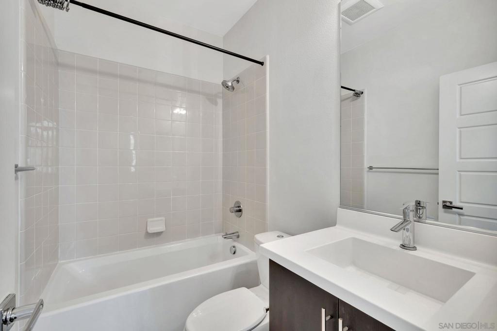 MLS #250036942SD image #26