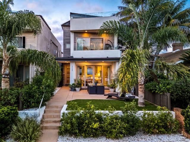 1122 Oliver Ave, San Diego CA: https://media.crmls.org/mediaz/cb994788-141d-4185-a927-d81bc4359ae8.jpg