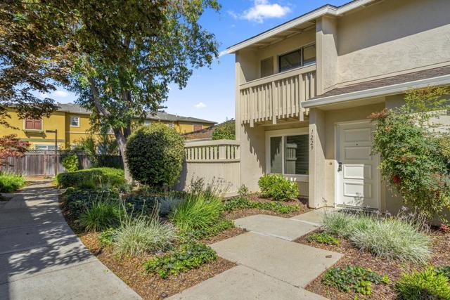 1229 Picasso Drive, Sunnyvale CA: https://media.crmls.org/mediaz/cb99a1b4-240c-4065-92e6-1a33f8a7f7ba.jpg