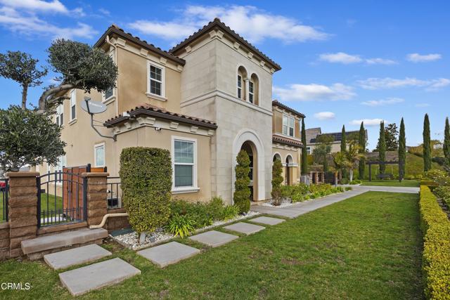 Detail Gallery Image 3 of 68 For 16094 Mariposa Ave, Riverside,  CA 92504 - 5 Beds | 4 Baths