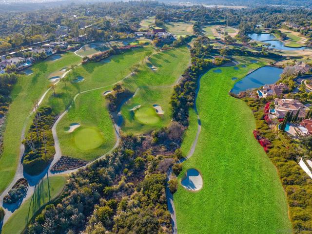 0 Spyglass Lane, Rancho Santa Fe CA: https://media.crmls.org/mediaz/cb9a3da1-95f7-477a-bec6-beeefbae8a14.jpg