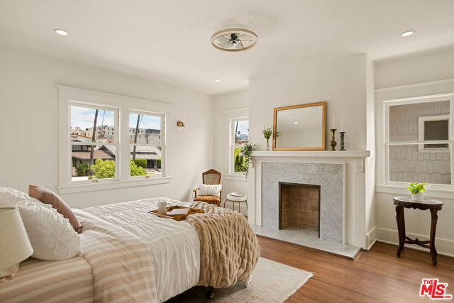 225 S Ardmore Avenue, Los Angeles CA: https://media.crmls.org/mediaz/cb9cbb96-d7bc-44d1-8aa3-998cf1ff7a3e.jpg