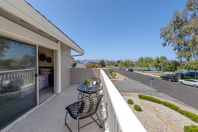 756 Davit Lane, Redwood City CA: https://media.crmls.org/mediaz/cb9d9733-6e26-4ae2-a596-d6d982802198.jpg