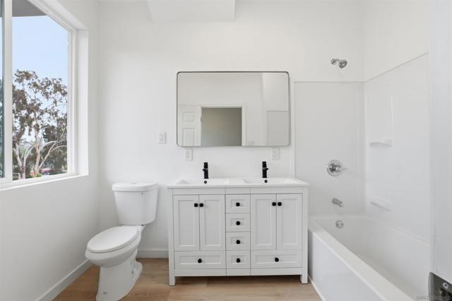 490 Lado De Loma Dr #1-4, Vista CA: https://media.crmls.org/mediaz/cb9e2459-f46f-4a81-b132-d4f9f982fb36.jpg