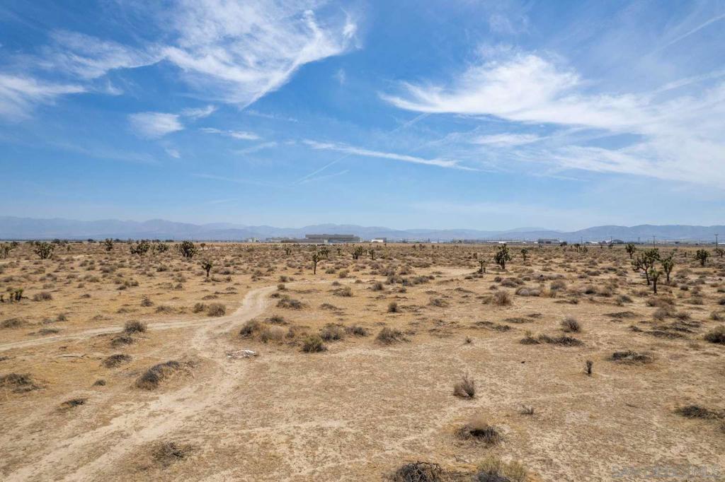 MLS #250036170SD image #16