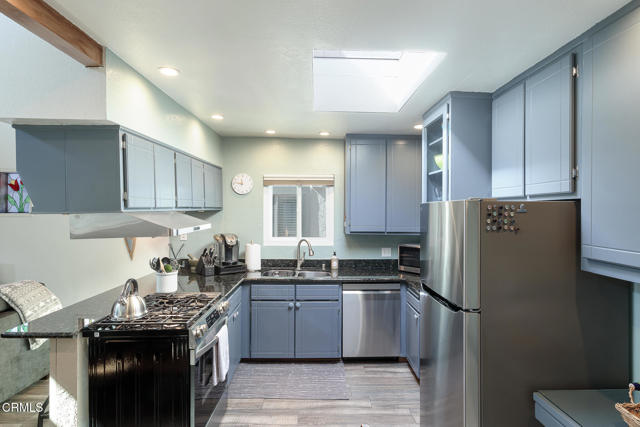 Detail Gallery Image 15 of 27 For 337 Highland Dr, Oxnard,  CA 93035 - 3 Beds | 2 Baths