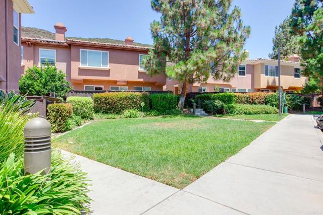 Detail Gallery Image 41 of 47 For 1241 Highbluff Ave, San Marcos,  CA 92078 - 3 Beds | 2/1 Baths