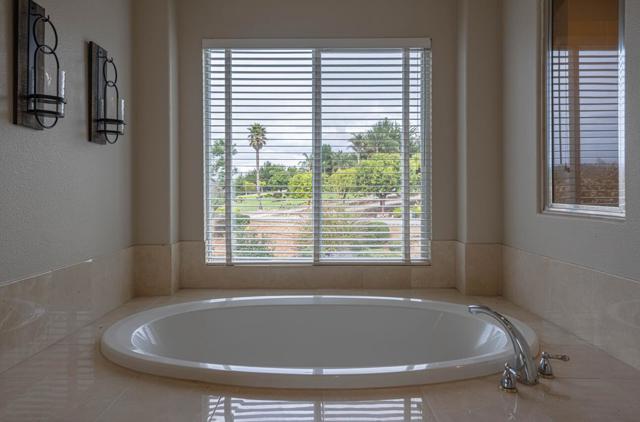 17403 Avenida Los Altos, Salinas CA: https://media.crmls.org/mediaz/cb9ff602-bc67-48b2-b465-afb8a310b14e.jpg