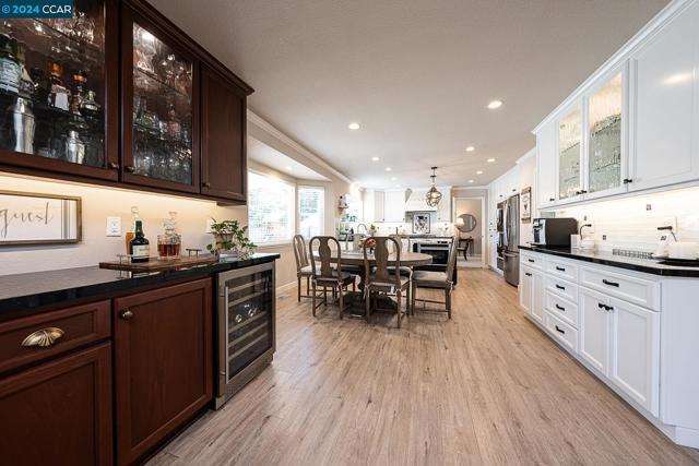 Image 16 of 59 For 604 Lomond Cir