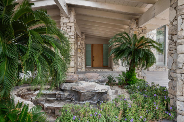 925 W Coronado Avenue, Palm Springs, CA 92262