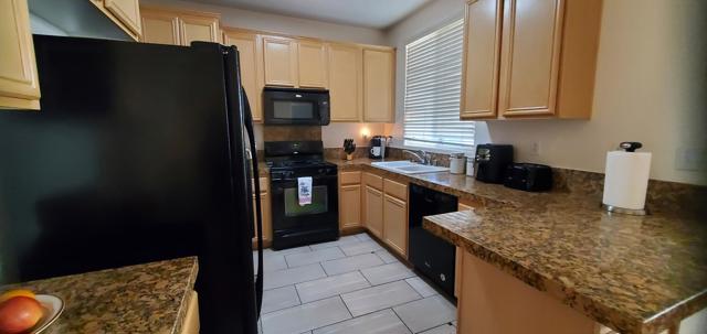 47825 Endless Sky, La Quinta CA: https://media.crmls.org/mediaz/cba298ba-6045-4181-84f3-4485d71e67d0.jpg