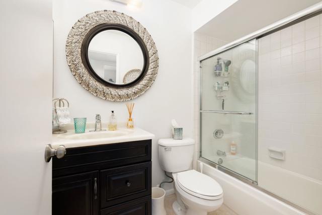 Image 12 of 17 For 2100 Sunshine Cir Circle