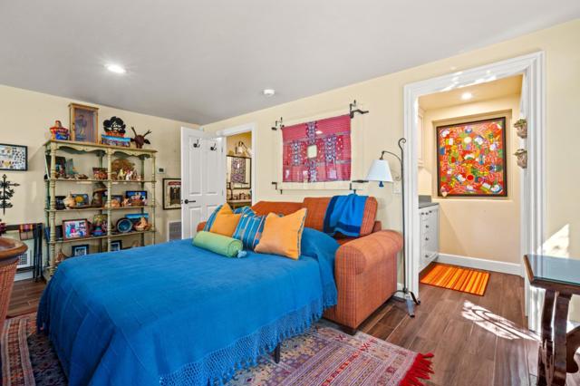 3930 Via Mar Monte, Carmel CA: https://media.crmls.org/mediaz/cba3acf3-37e6-4614-9440-8f3d4062ef32.jpg