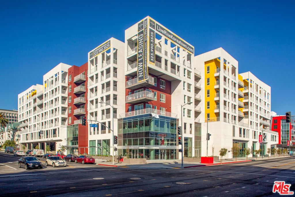 750 S Oxford Avenue #631